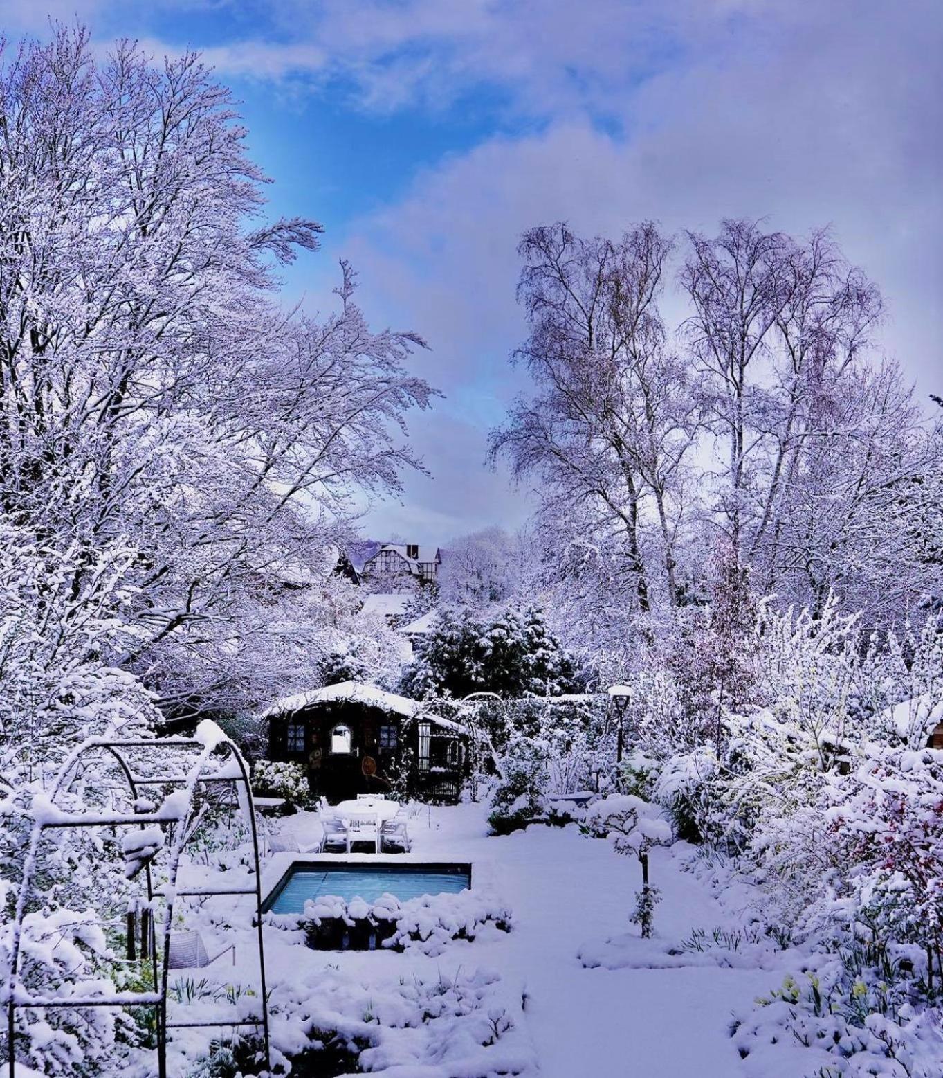 Bed and Breakfast Le Jardin Des Miroirs Esneux Esterno foto